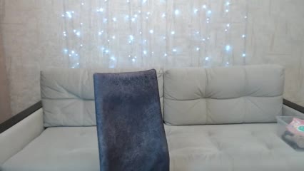 JenniferTheChic Live Sex December 17, 2025