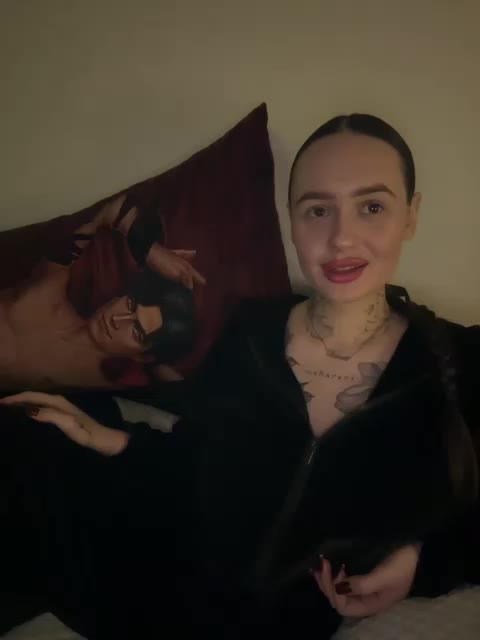 Italianka Live Sex December 13, 2025