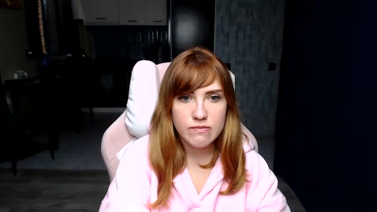 Regimasmile Live Sex December 14, 2025