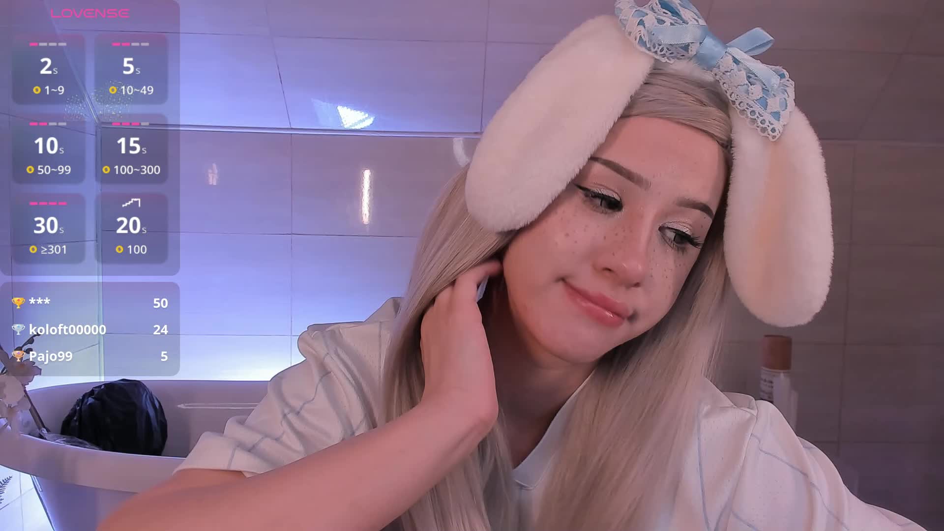 Necucubi Live Sex December 17, 2025