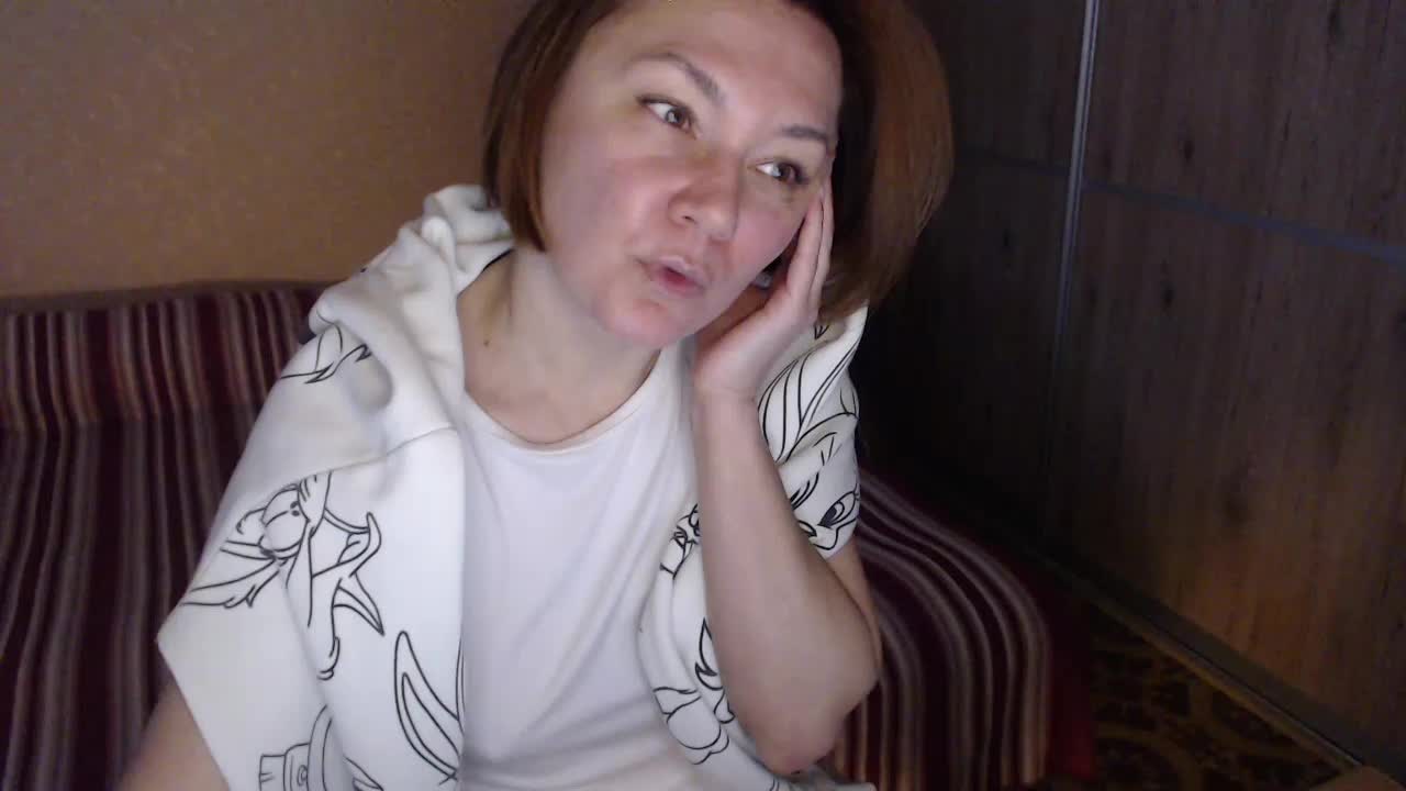 Julia99 Live Sex December 13, 2025