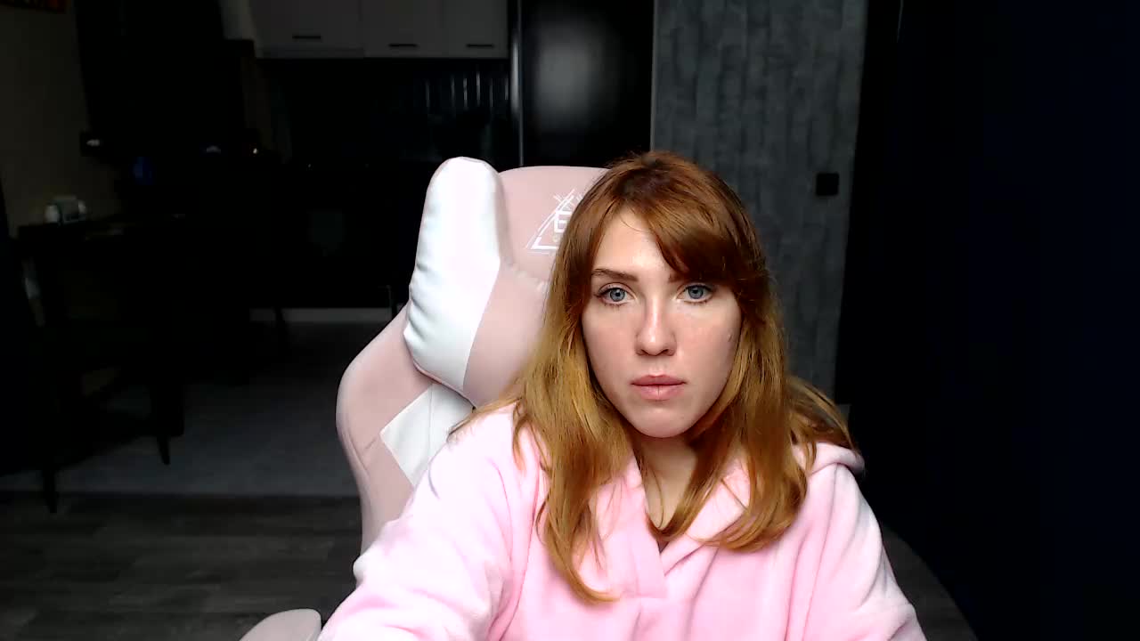 Regimasmile Live Sex December 14, 2025