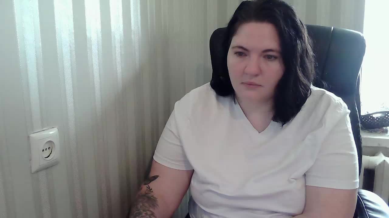 XLisaBlueX Live Sex December 13, 2025