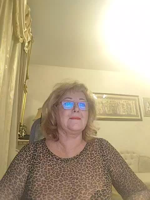 KarinkaSweet Live Sex December 13, 2025