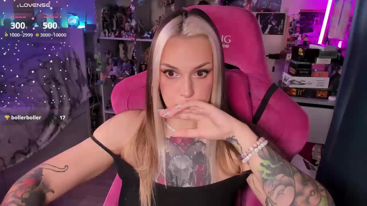 ChloeKohaku Live Sex December 14, 2025