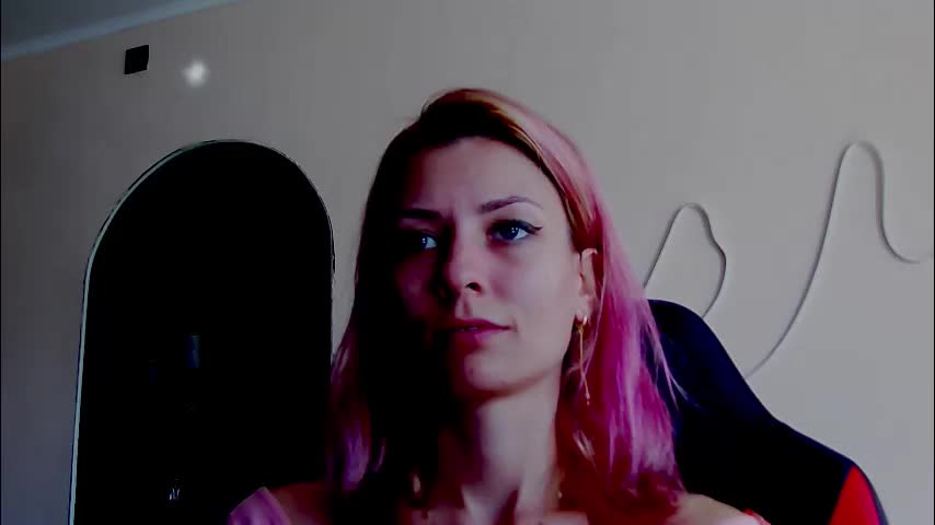 karoline121 Live Sex December 14, 2025