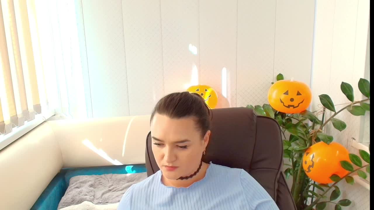 LinaCrave Live Sex December 14, 2025