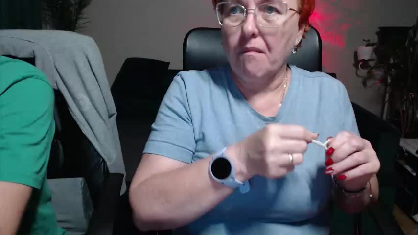 joannaandneighbour Live Sex December 17, 2025