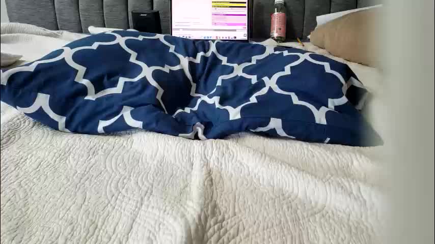 hawt_ass_milf Live Sex October 30, 2025