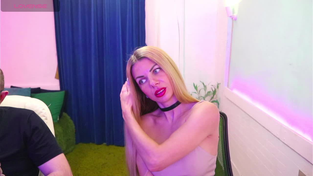 AlisaAleks Live Sex December 19, 2025