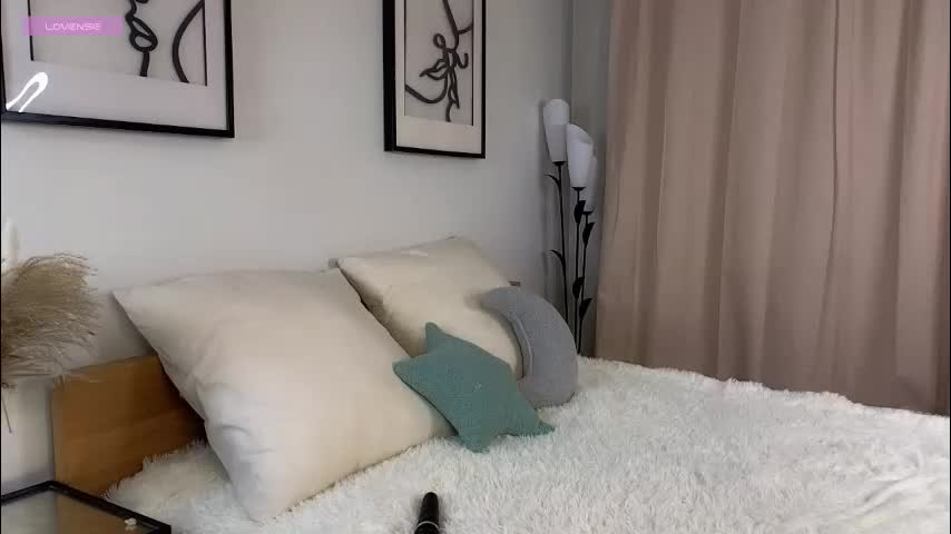 laureljarrar Live Sex December 14, 2025