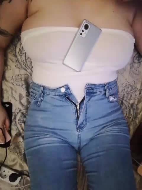 -Tiffany- Live Sex December 18, 2025