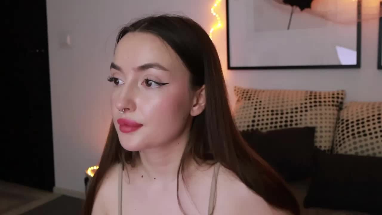 ChloeMeow Live Sex December 13, 2025