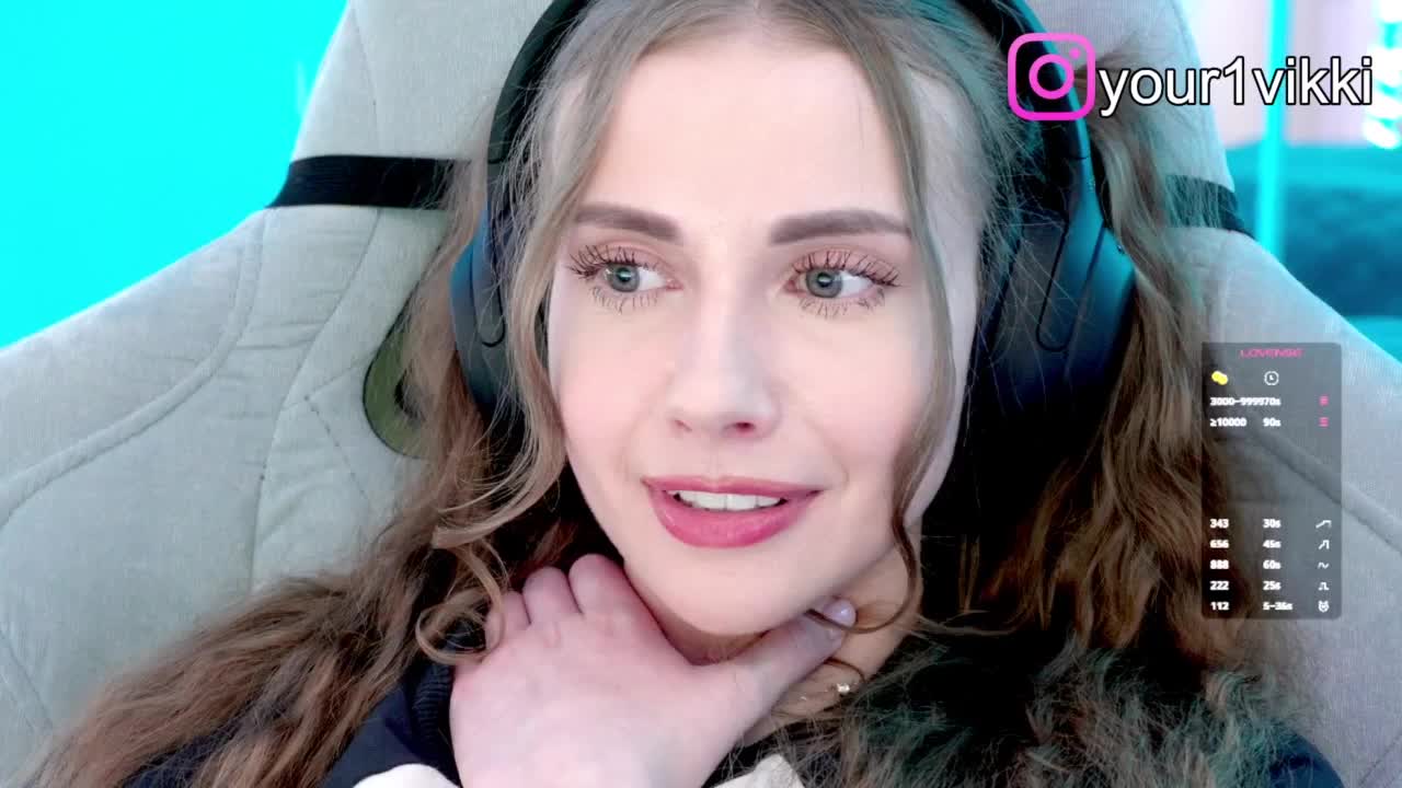 VikkiExtraCheese Live Sex December 17, 2025