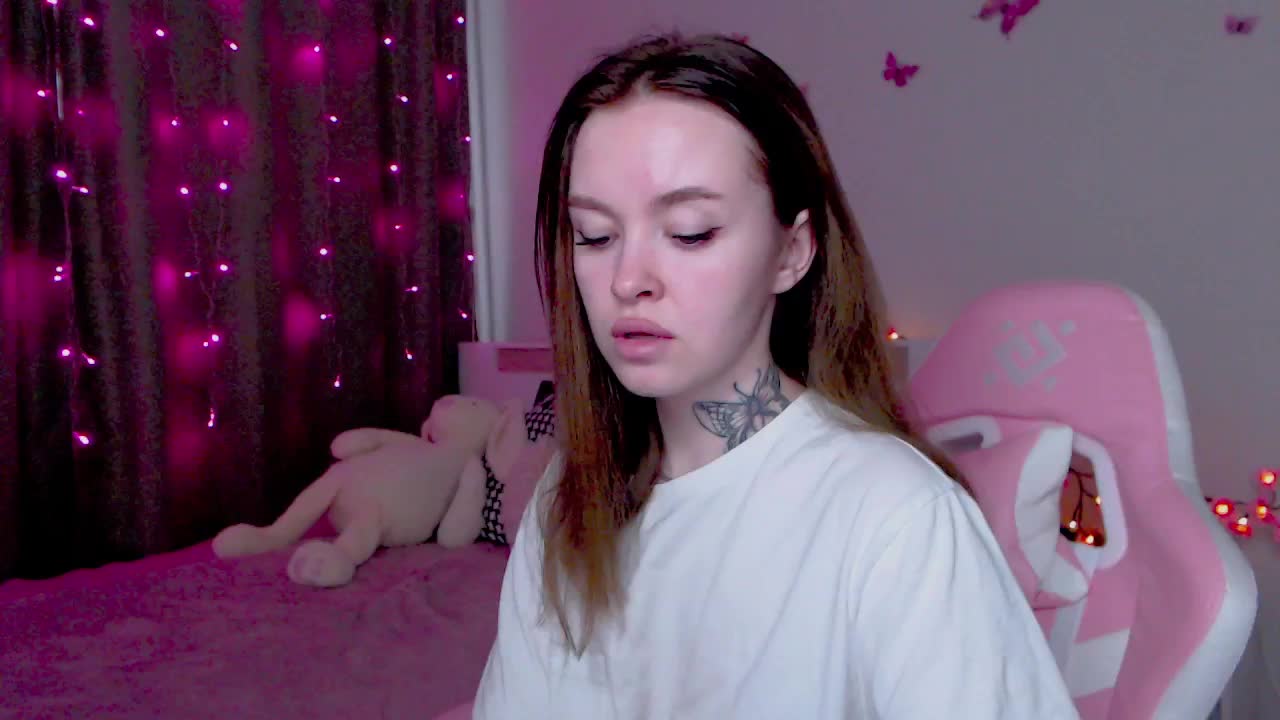 NaughtyMable Live Sex December 14, 2025