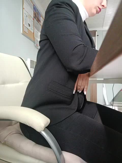 EmmiHot Live Sex December 13, 2025