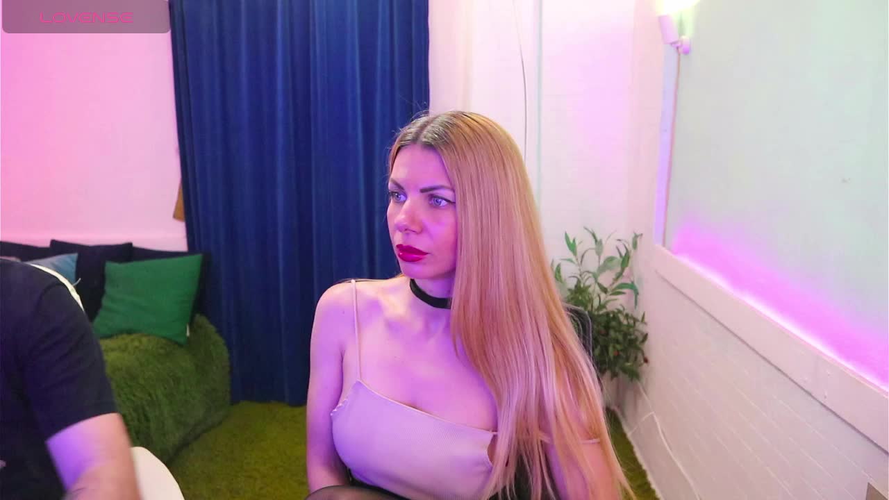 AlisaAleks Live Sex December 19, 2025
