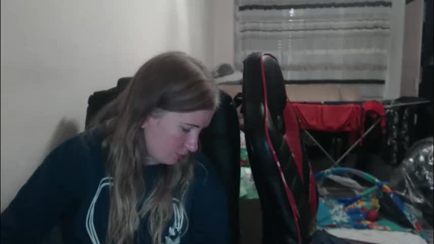 jenisandpeter Live Sex December 18, 2025