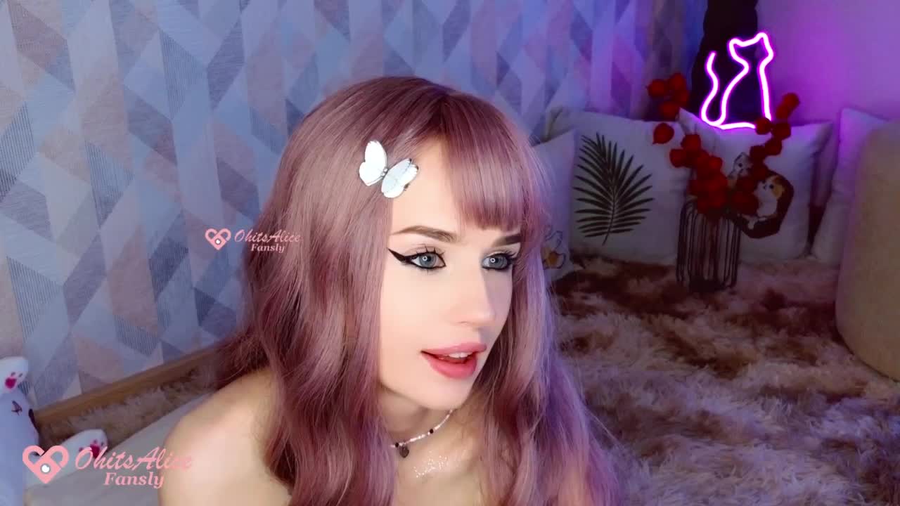 _OhitsMe_ Live Sex October 31, 2025