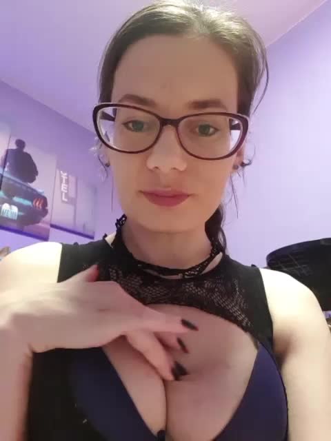 analiMilana Live Sex December 14, 2025