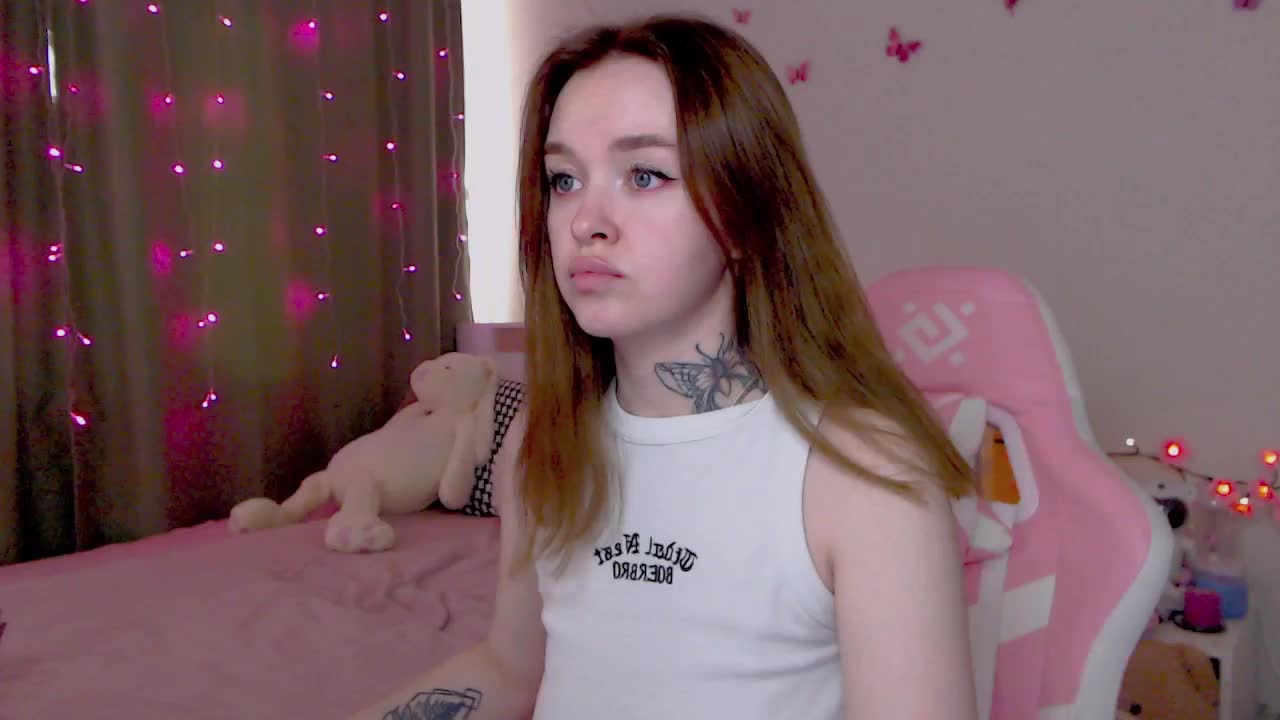 NaughtyMable Live Sex December 14, 2025