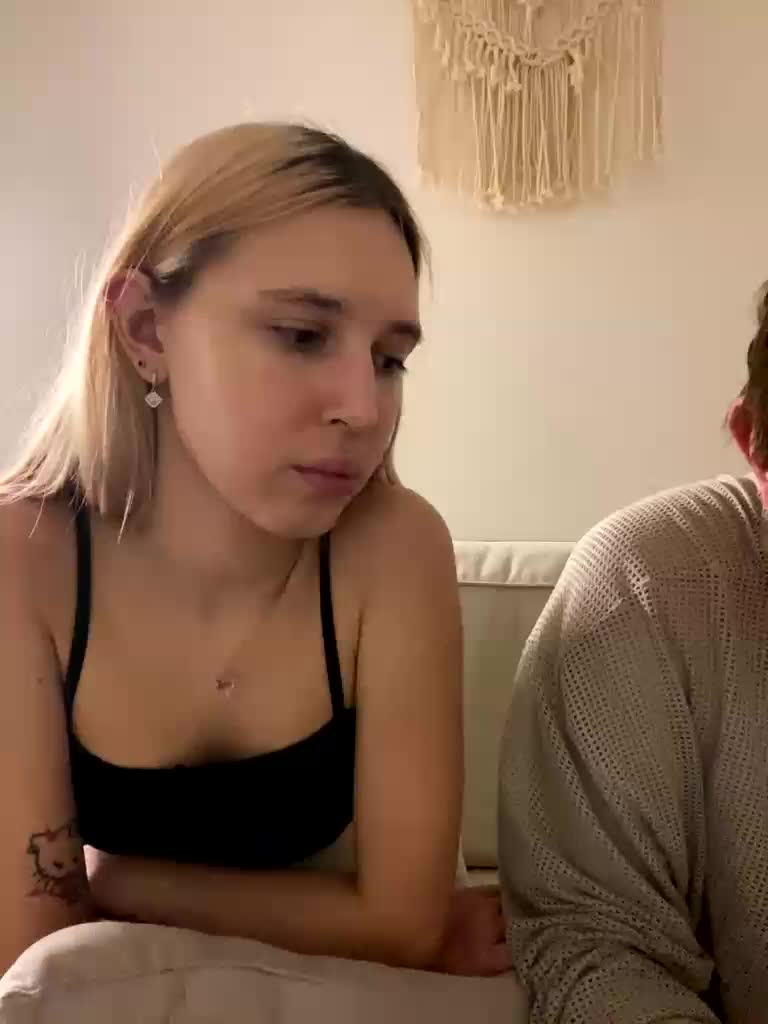lina_wap Live Sex December 19, 2025