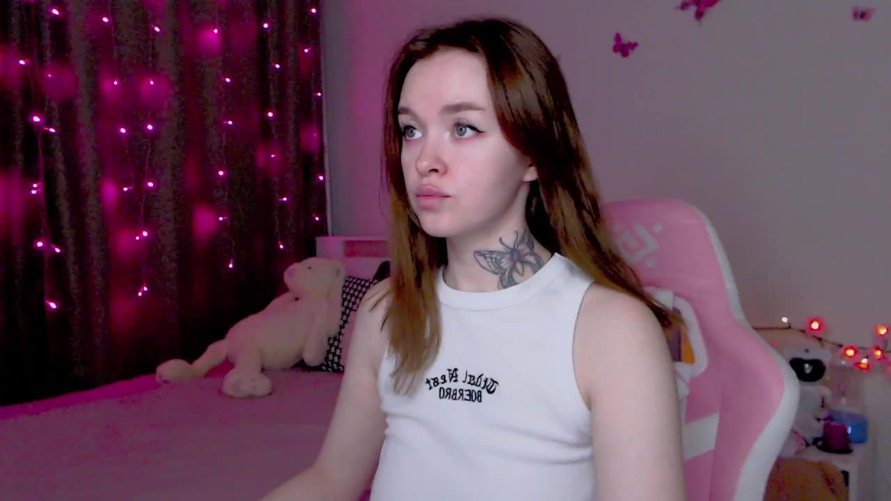 NaughtyMable Live Sex December 14, 2025