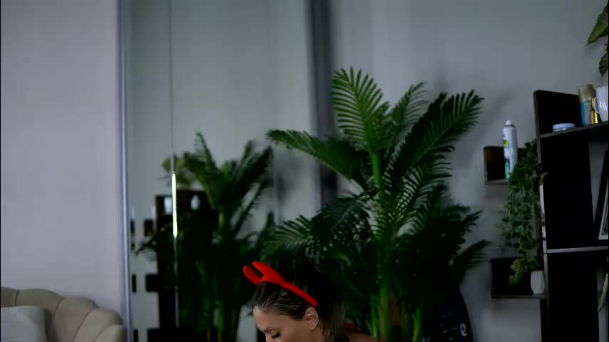 vivianestein Live Sex December 17, 2025