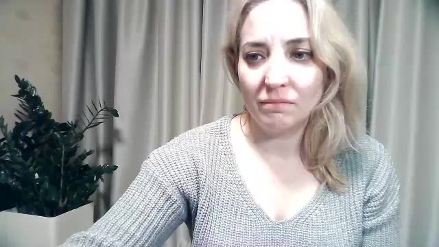 mariska-kiska Live Sex December 14, 2025