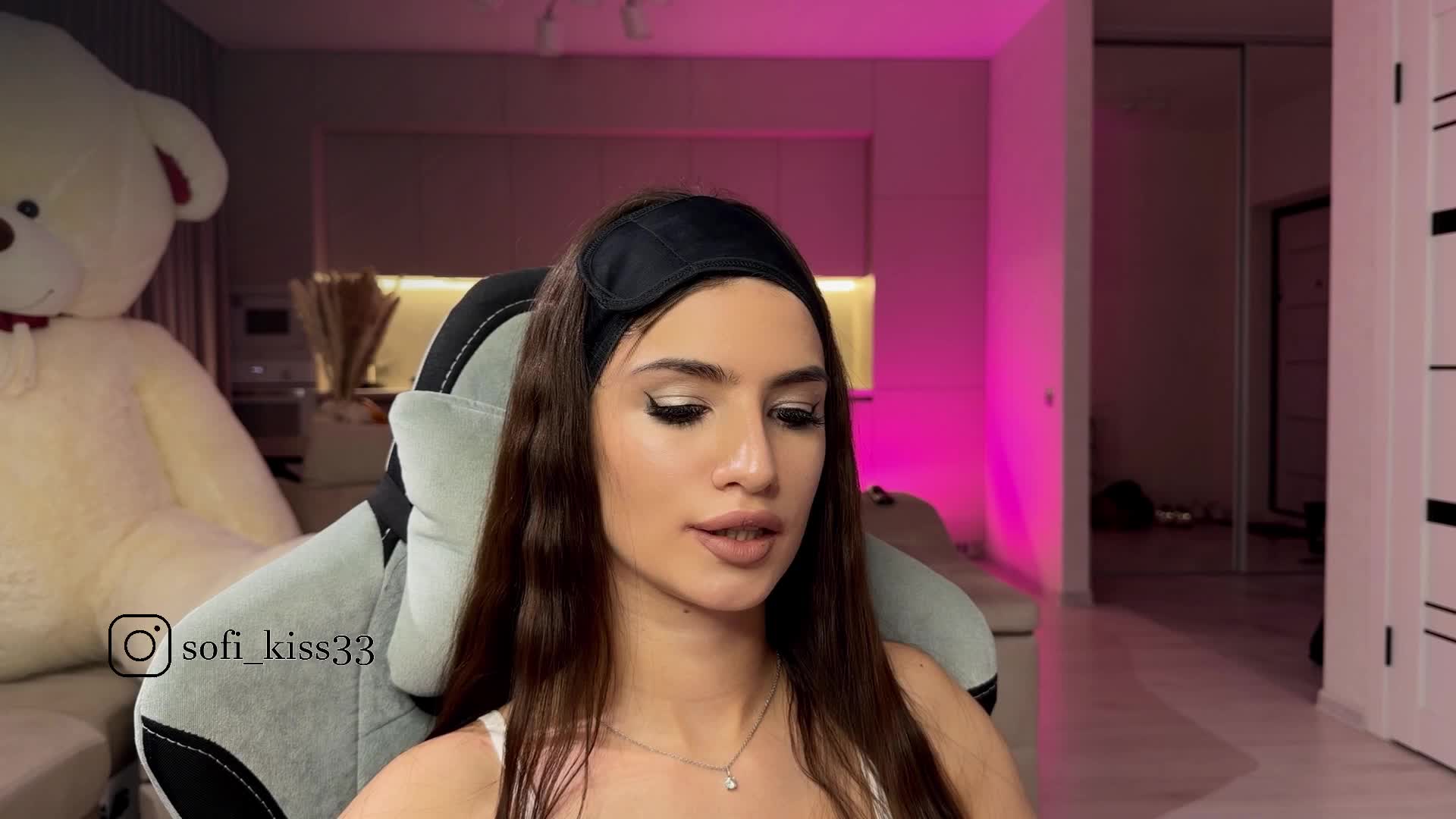 Sofi-Mi Live Sex December 17, 2025