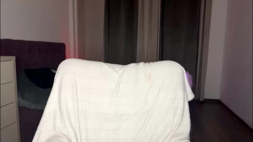 notamericanpie23 Live Sex October 31, 2025