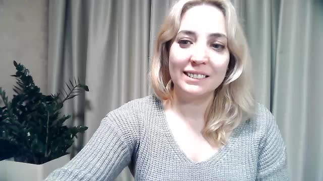 mariska-kiska Live Sex December 14, 2025