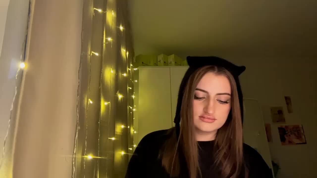 AuraLahrman Live Sex December 14, 2025