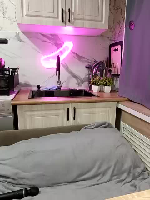 _-Bulochka-_ Live Sex December 13, 2025