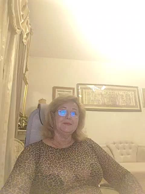 KarinkaSweet Live Sex December 13, 2025