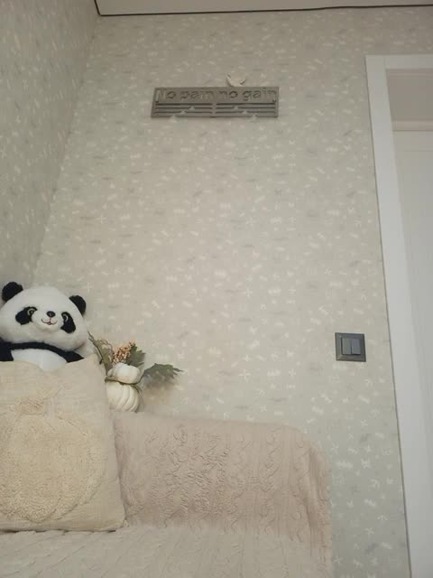 Black_chick Live Sex December 17, 2025