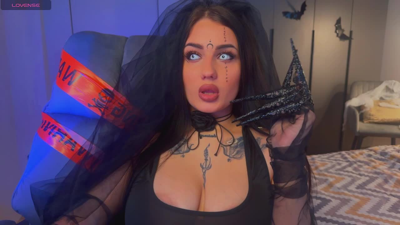 fatalefemme Live Sex December 13, 2025