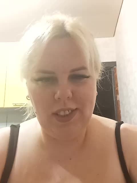 blondy_girl1499 Live Sex December 13, 2025