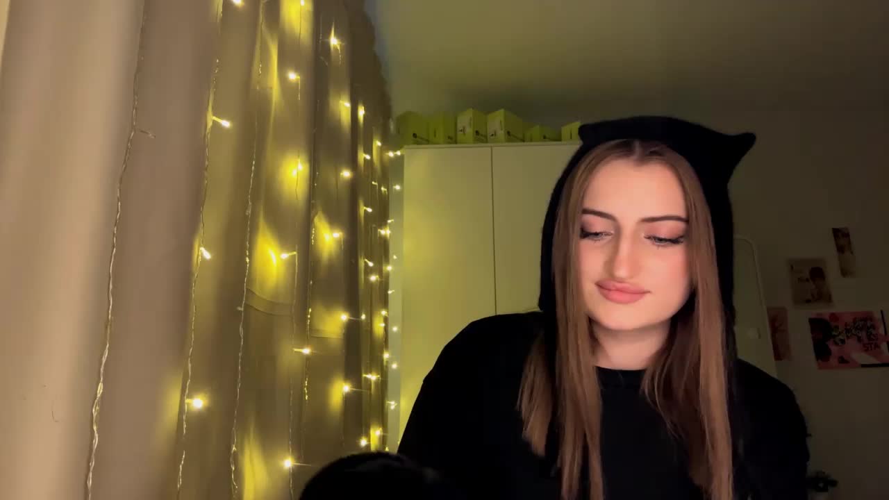 AuraLahrman Live Sex December 14, 2025