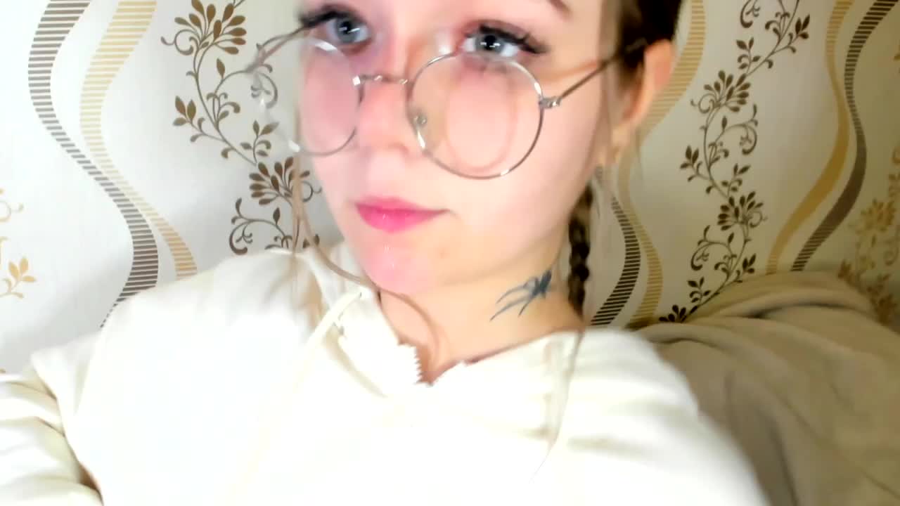 MelMooon Live Sex December 14, 2025