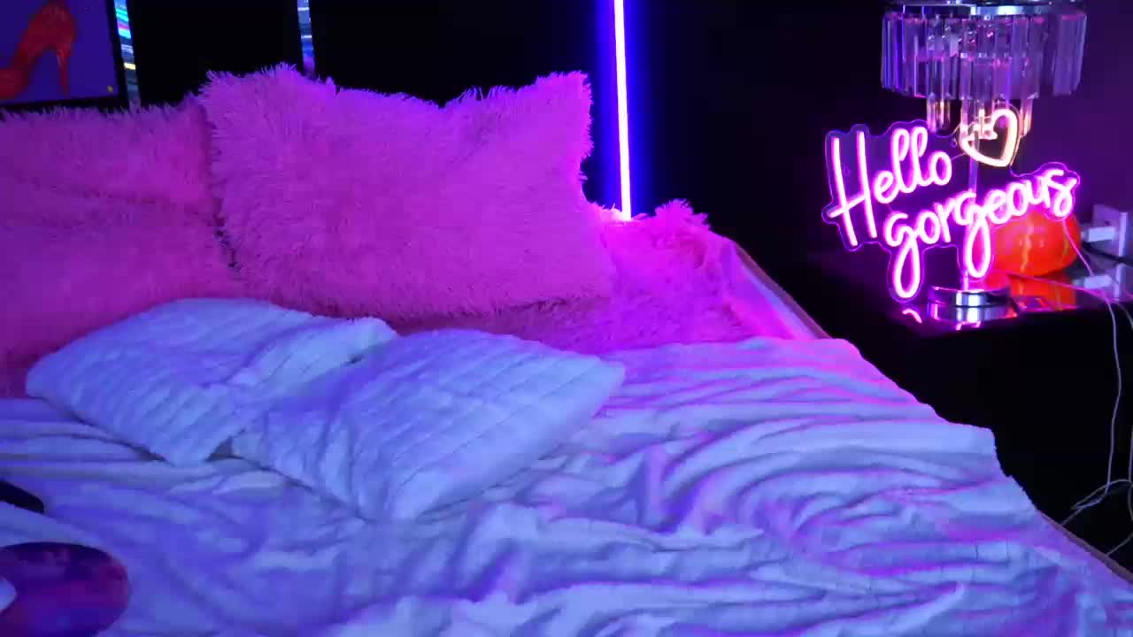 MysticGrace Live Sex December 17, 2025