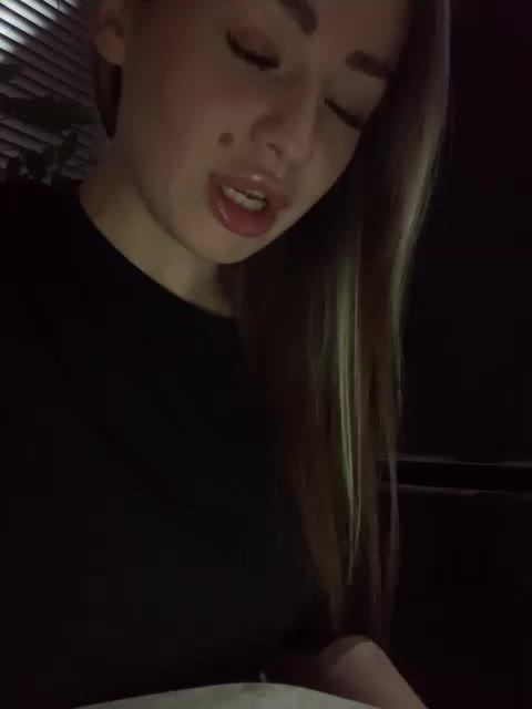 Polichkaaaa Live Sex December 14, 2025