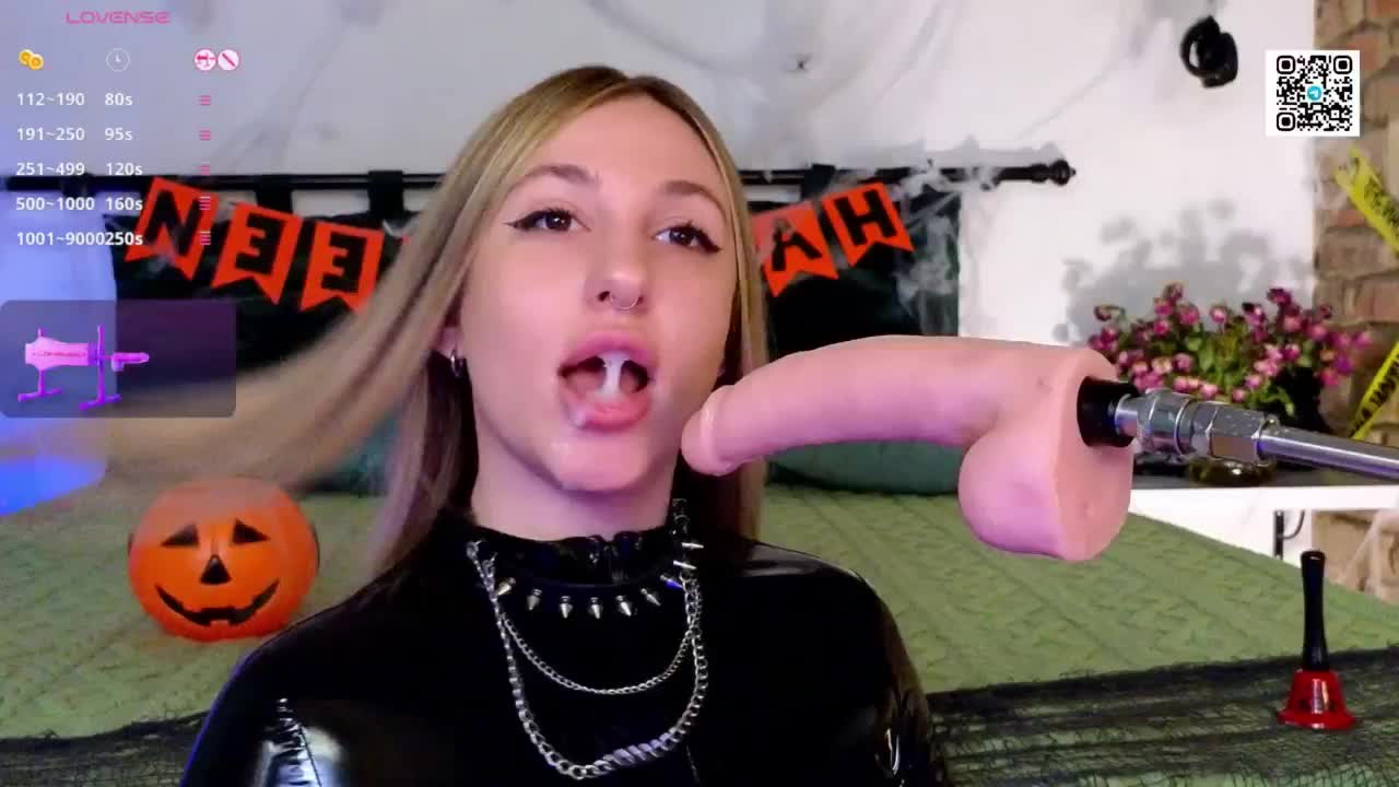 KikkiRood Live Sex December 13, 2025