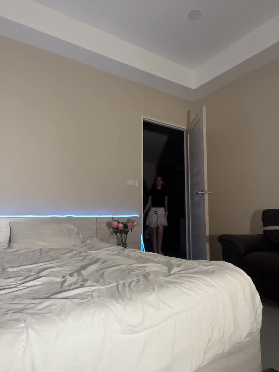 Nastyu-sha Live Sex December 14, 2025