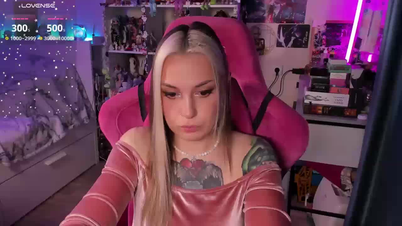 ChloeKohaku Live Sex December 14, 2025