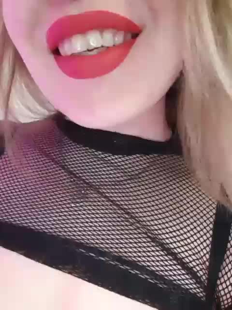 _ElaIzzza Live Sex December 14, 2025