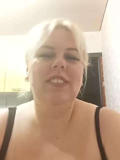 blondy_girl1499 Live Sex December 13, 2025