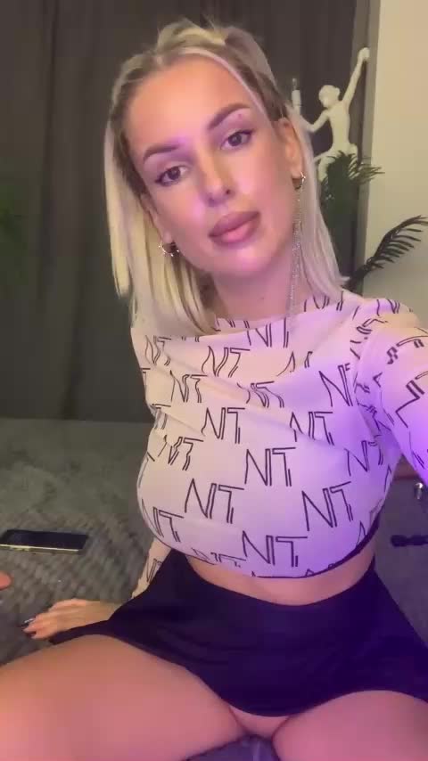 Stasya-moor Live Sex December 15, 2025