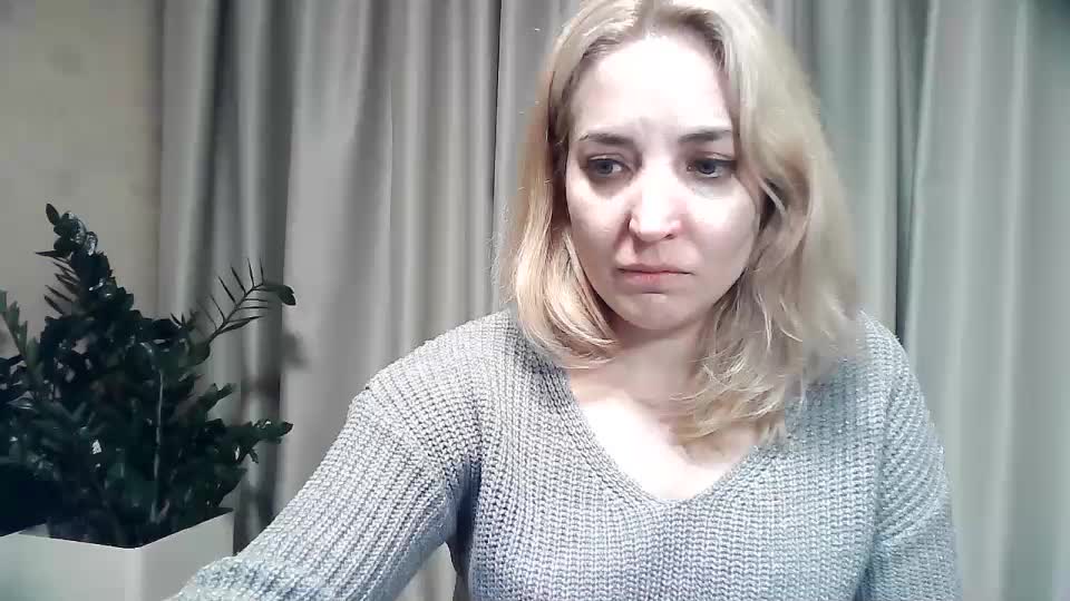 mariska-kiska Live Sex December 14, 2025