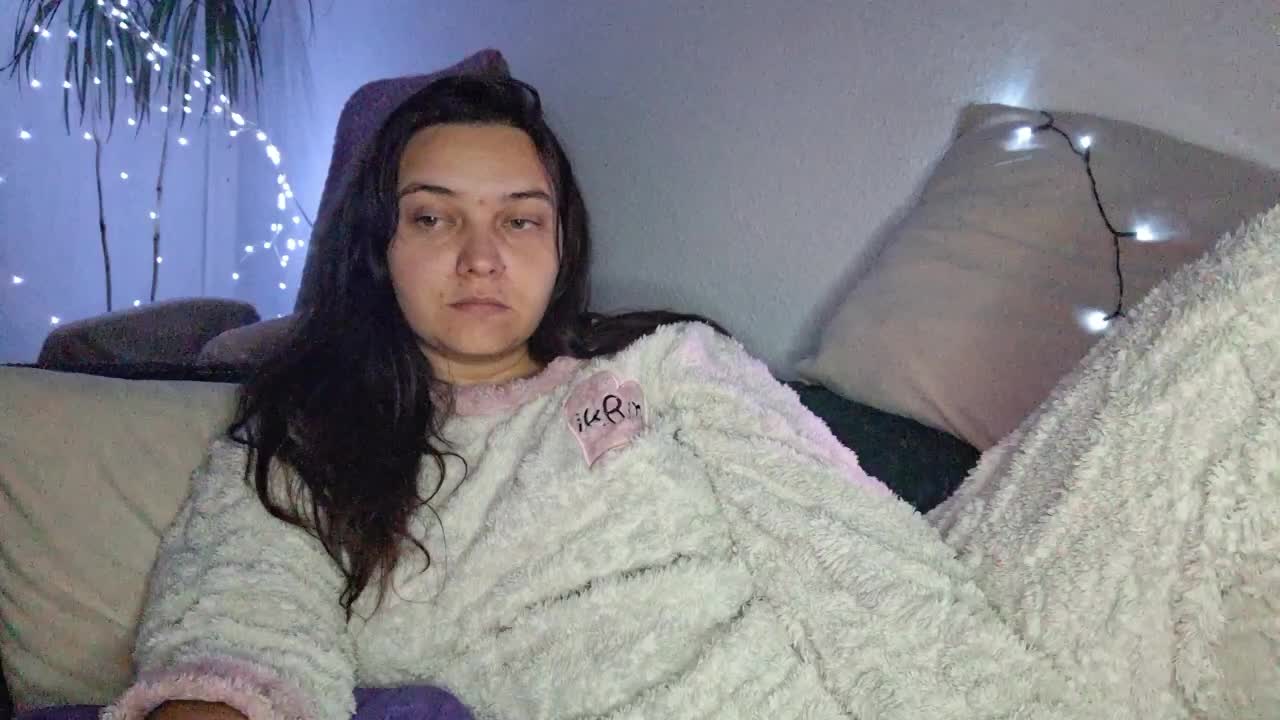 CyndeeWinter Live Sex December 12, 2025